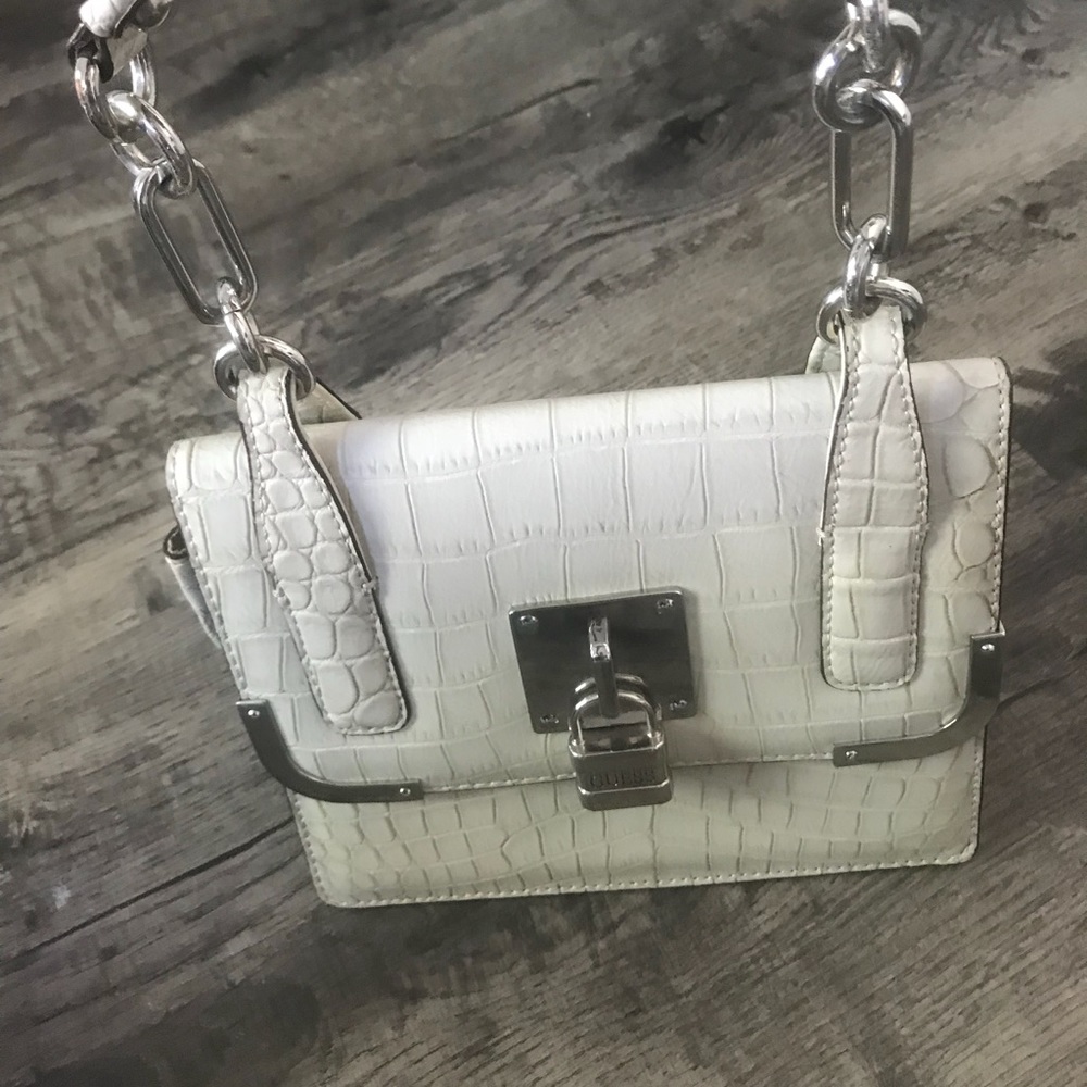 Guess bag